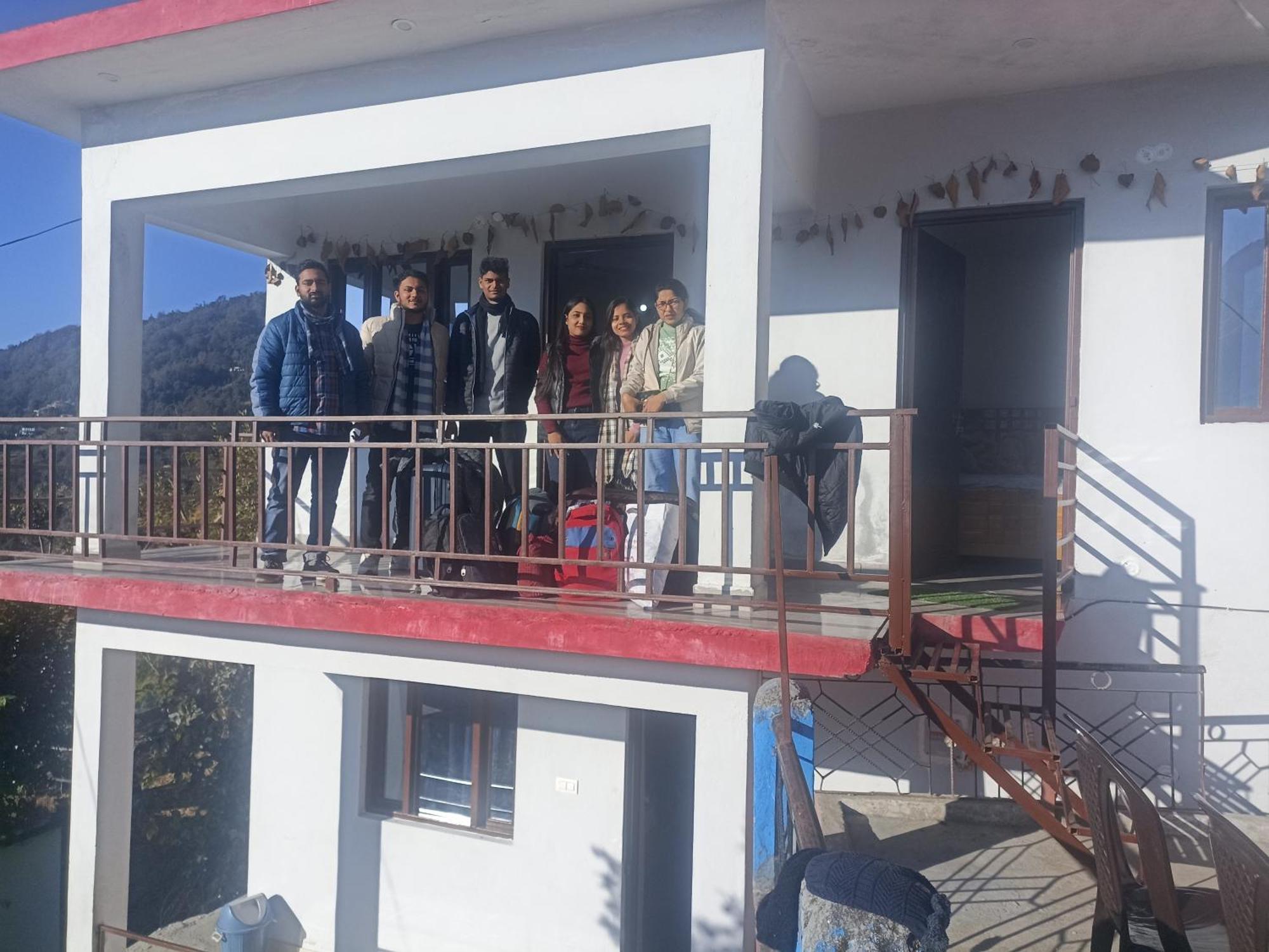 Mayur Homestay Ukhimath エクステリア 写真
