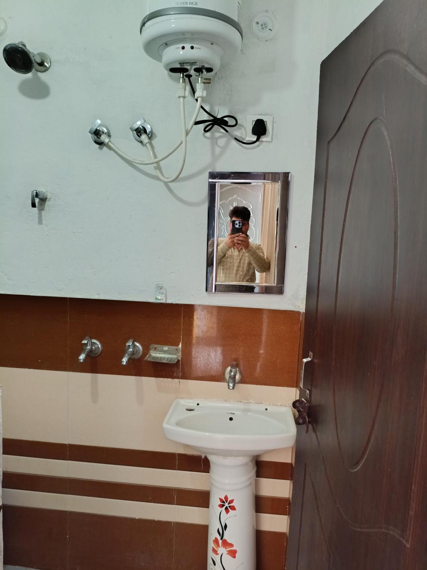 Mayur Homestay Ukhimath エクステリア 写真
