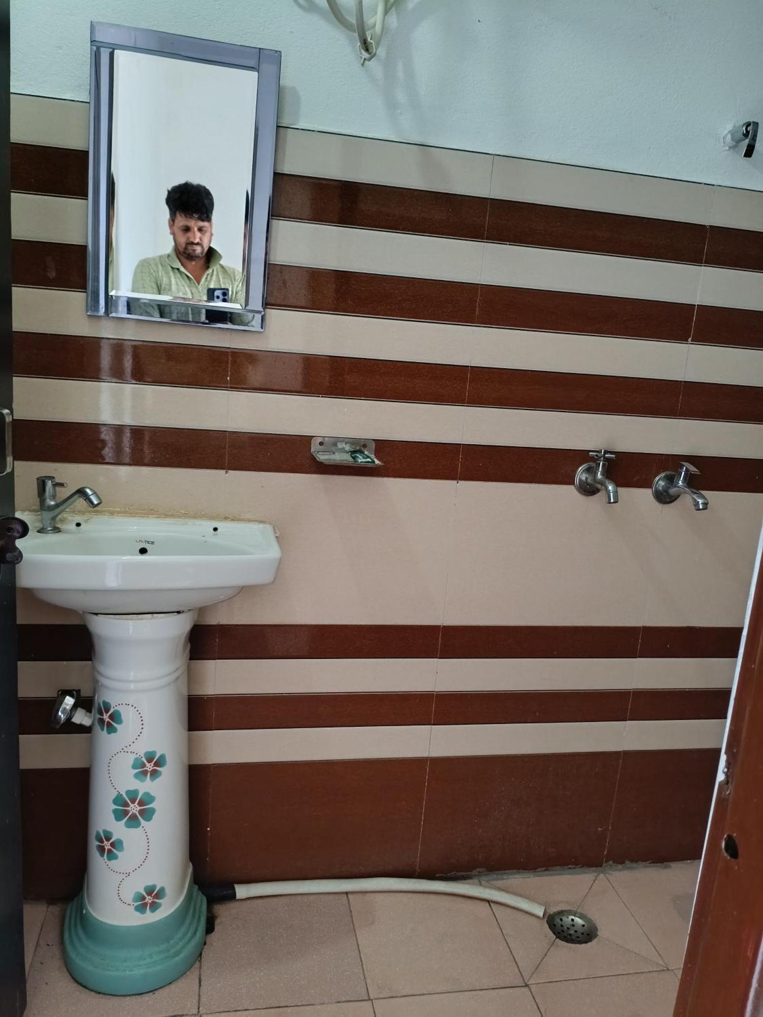 Mayur Homestay Ukhimath エクステリア 写真
